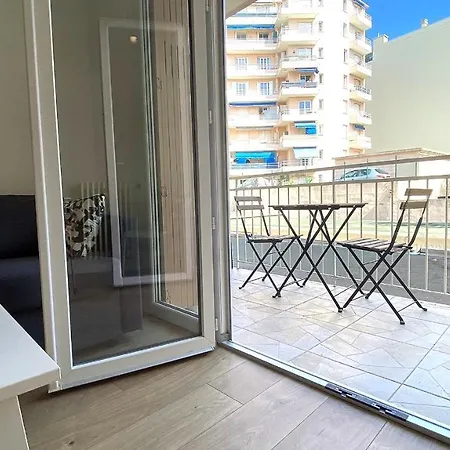 Marie Antoinette - 2 Chambres, Centre Ville, Terrasse, Moderne Antibes