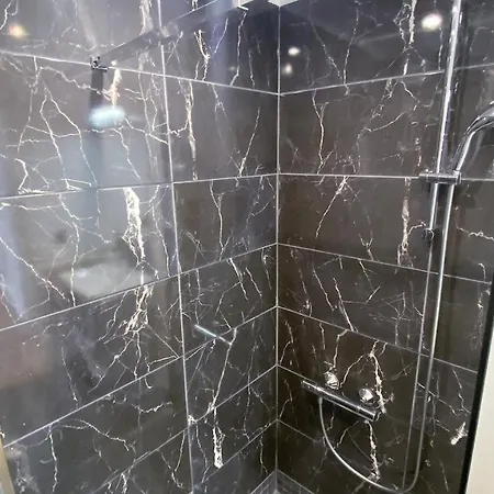 Lägenhet Marie Antoinette - 2 Chambres, Centre Ville, Terrasse, Moderne *