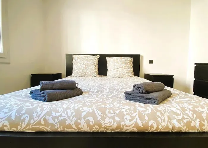 Marie Antoinette - 2 Chambres, Centre Ville, Terrasse, Moderne *