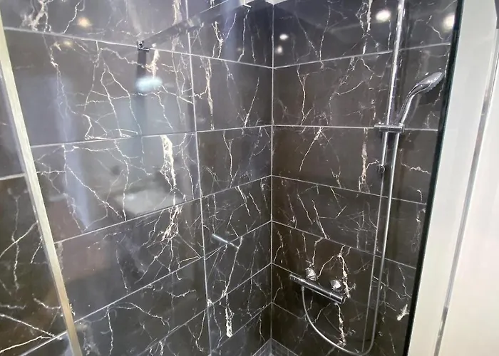 Lägenhet Marie Antoinette - 2 Chambres, Centre Ville, Terrasse, Moderne *